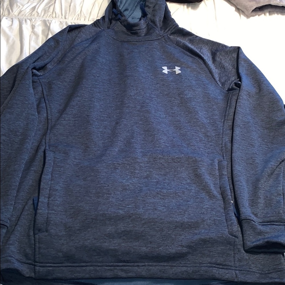 Underarmour hoodie